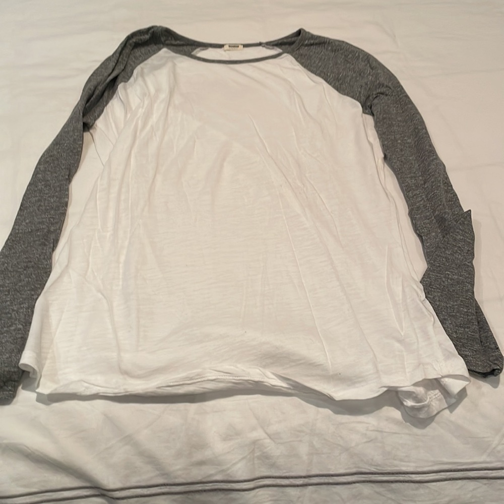 Never worn. Small stain from storage. Not noticeable. Very soft material.